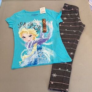 Disney’s Elsa tee shirt and SO leggings